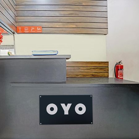 OYO 18581 Hotel Blue Inn Residence Mumbai Exterior foto